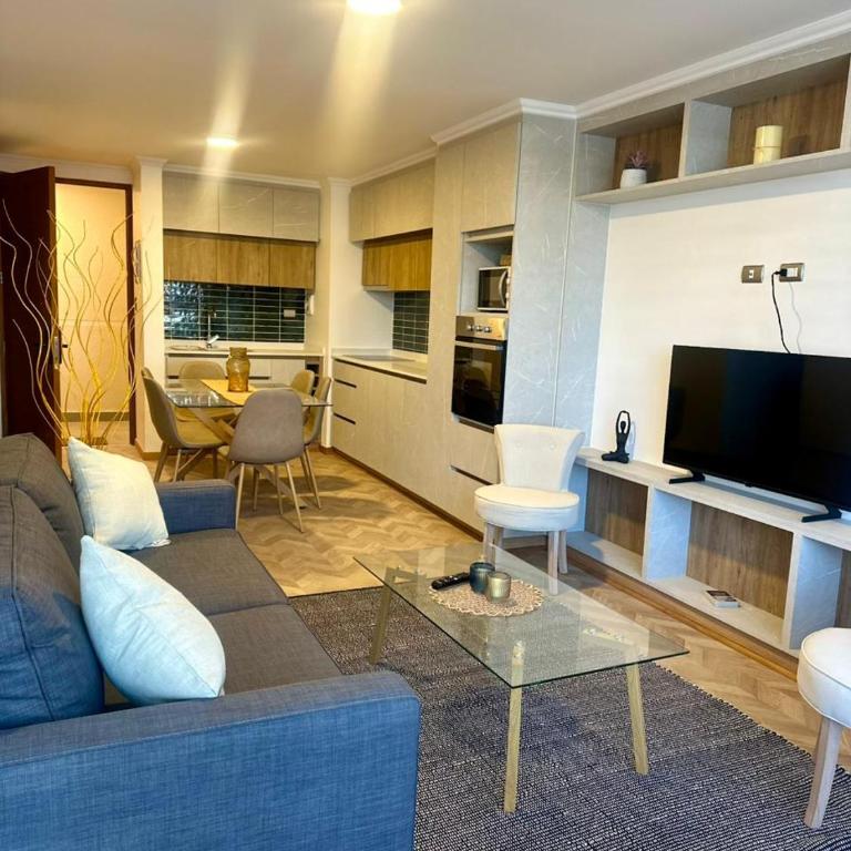 Amplio y equipado departamento - Apartamento de 2 dormitorios - 1