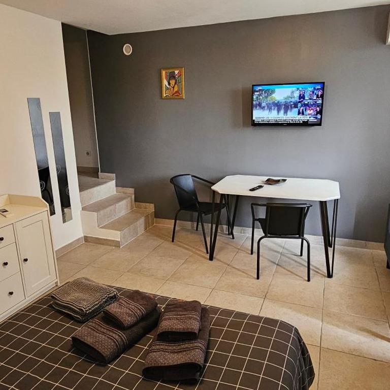 Très grand studio meublé - Juan les Pins - Logt4 - Appartement 1 Chambre - 8