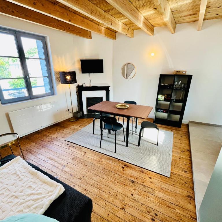 Centre-ville, cathédrale, cosy, duplex, le numéro 12 - Apartamento de 1 dormitorio - 6