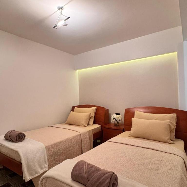 Ubicación! Moderno&Espectacular Apt en Chacao-CCS - Two-Bedroom Apartment - 44