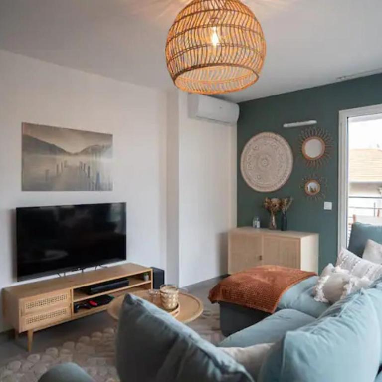 Apartment with mountain views in Antibes - Apartment - 1