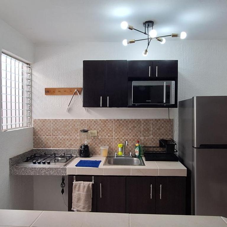 Casa en Puesta del Sol/Excelente Ubicación/2 Hab/Wifi/Netflix/Super comoda - Two-Bedroom House - 46