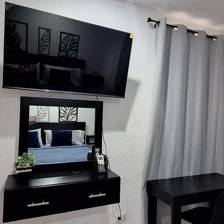 Casa en Puesta del Sol/Excelente Ubicación/2 Hab/Wifi/Netflix/Super comoda - Two-Bedroom House - 24