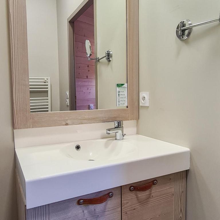 Appartement spacieux Flain - Ski aux pieds et parking - FR-1-425-235 - Appartement - 8