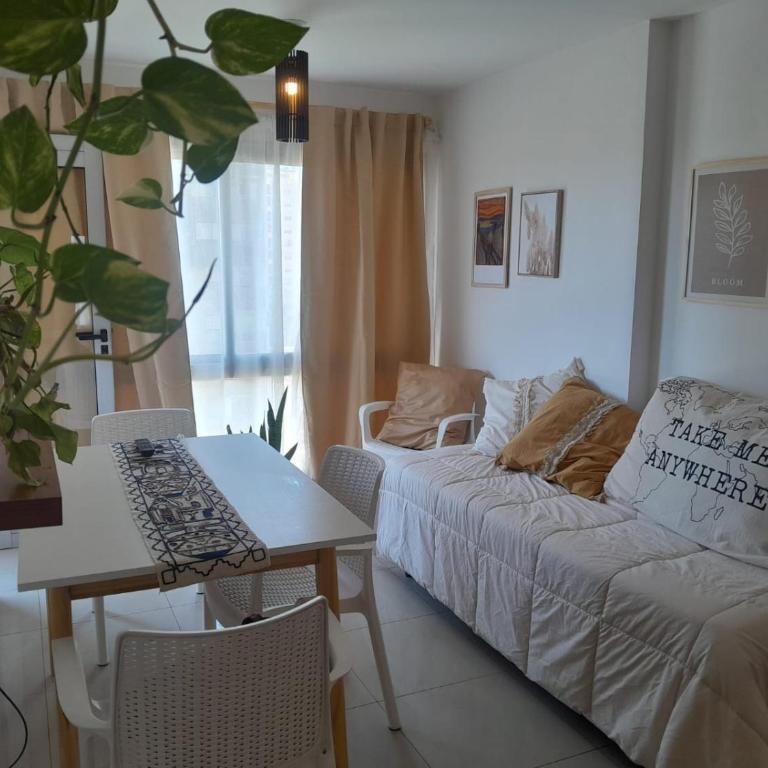 Hermoso Departamento en Güemes sobre Cañada - Apartamento de 2 dormitorios - 1