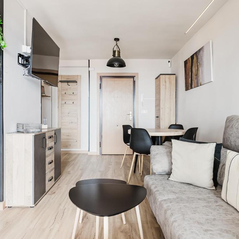 Refugio moderno con vistas espectaculares - Two-Bedroom Apartment - 9