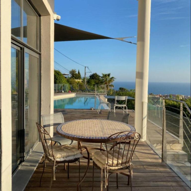 Superbe Villa sur le mont Saint Clair à Sete - Villa - 29