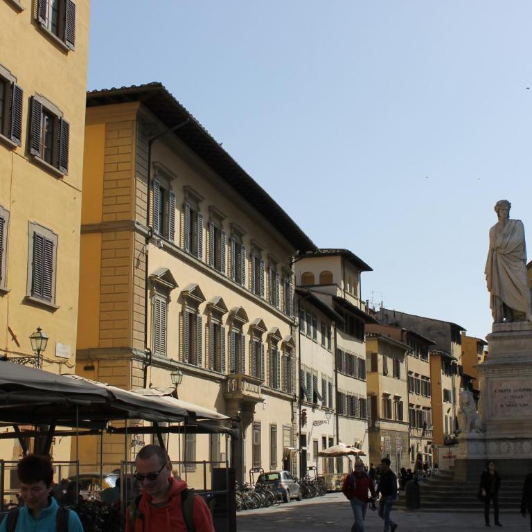 Michelangelo's Relais - Three-Bedroom Apartment - 11