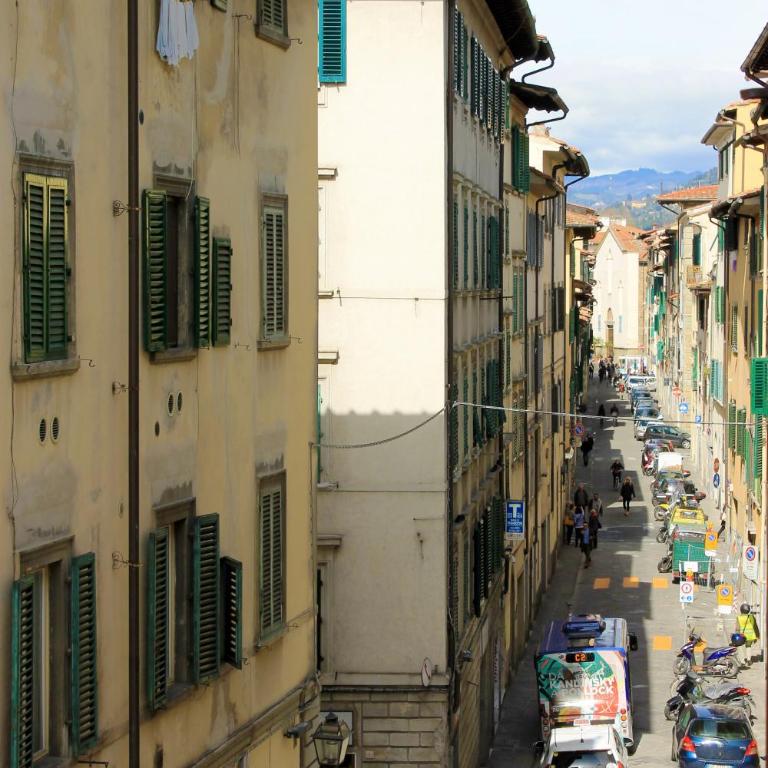 Michelangelo's Relais - Three-Bedroom Apartment - 14
