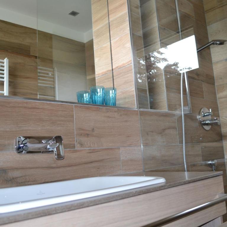Seeappartements Bürger - Luxury Apartment with Balcony and Lake View Top 4 - 1