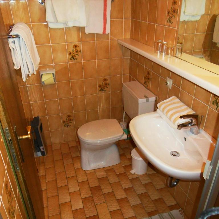 Haus Waldblick - Apartment mit Balkon - 18