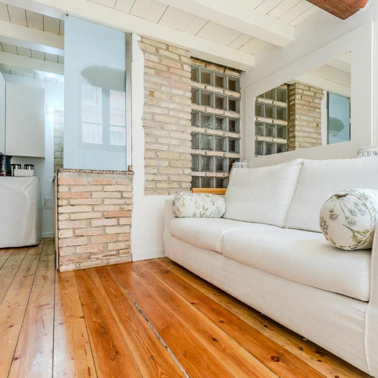 Suite Dreams Cagliari Loft - Monolocale su 2 Livelli (2 Adulti) - 17