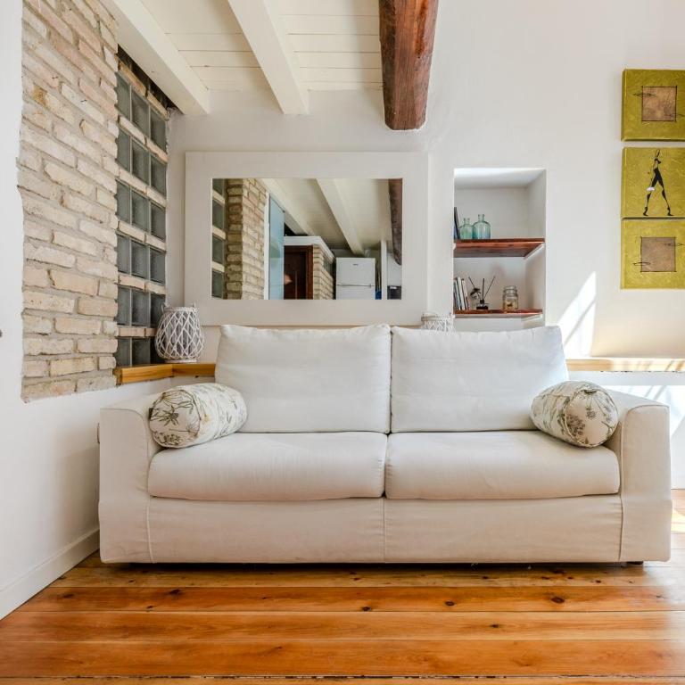 Suite Dreams Cagliari Loft - Monolocale su 2 Livelli (2 Adulti) - 8