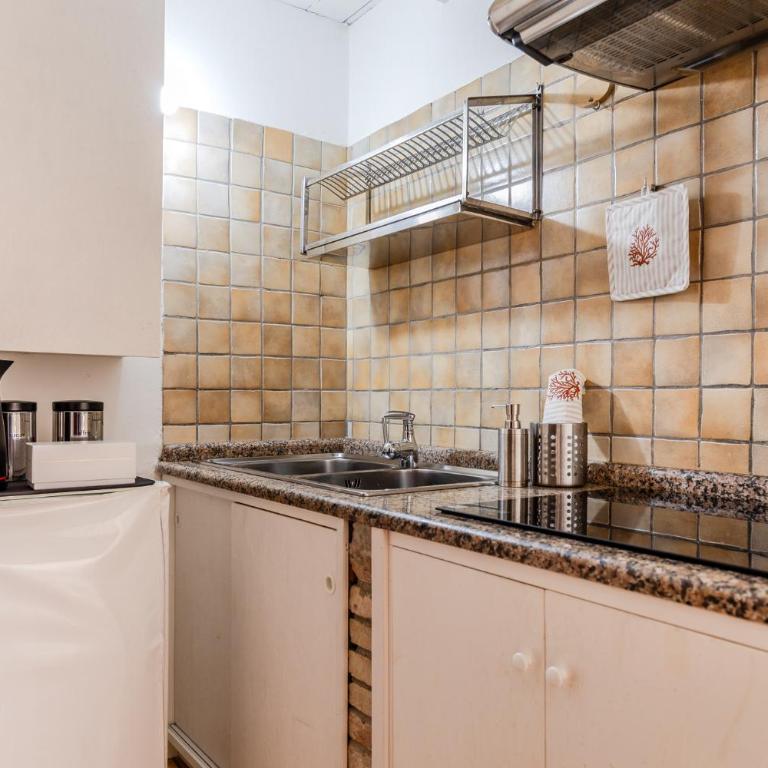 Suite Dreams Cagliari Loft - Monolocale su 2 Livelli (2 Adulti) - 23