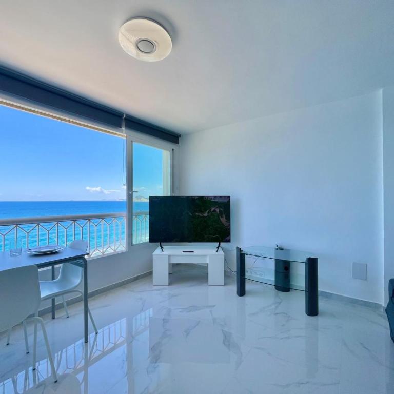 Torre Principado Seafront Studio - Estudio Deluxe - 14