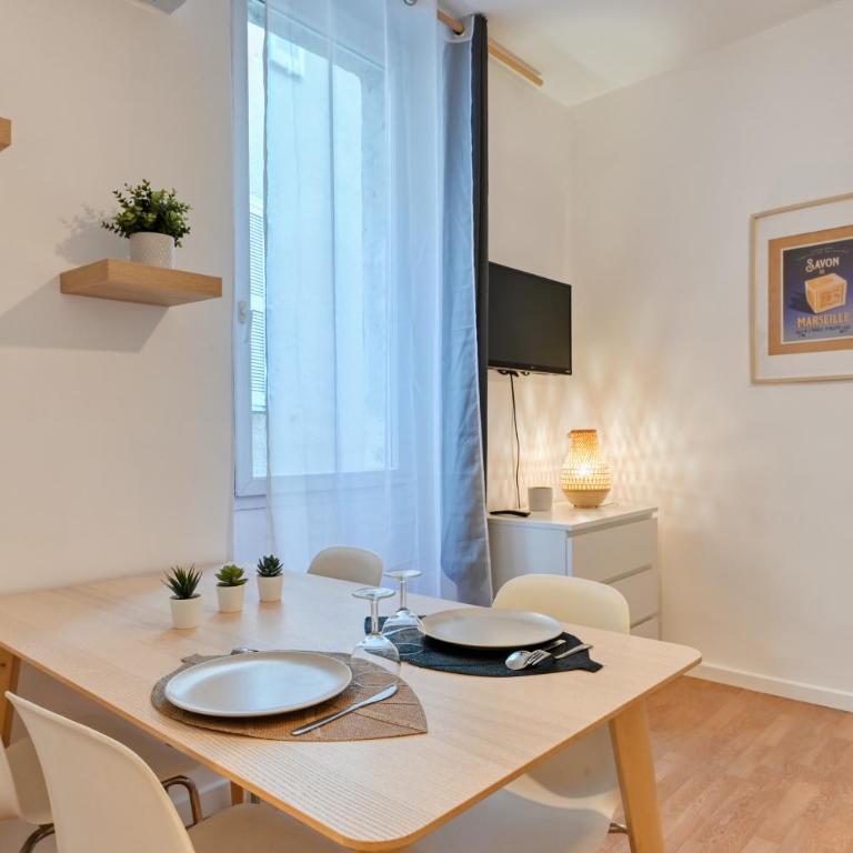 Le Mistral - Élégant studio au cœur du Vieux-Port - Appartement 1 Chambre - 21