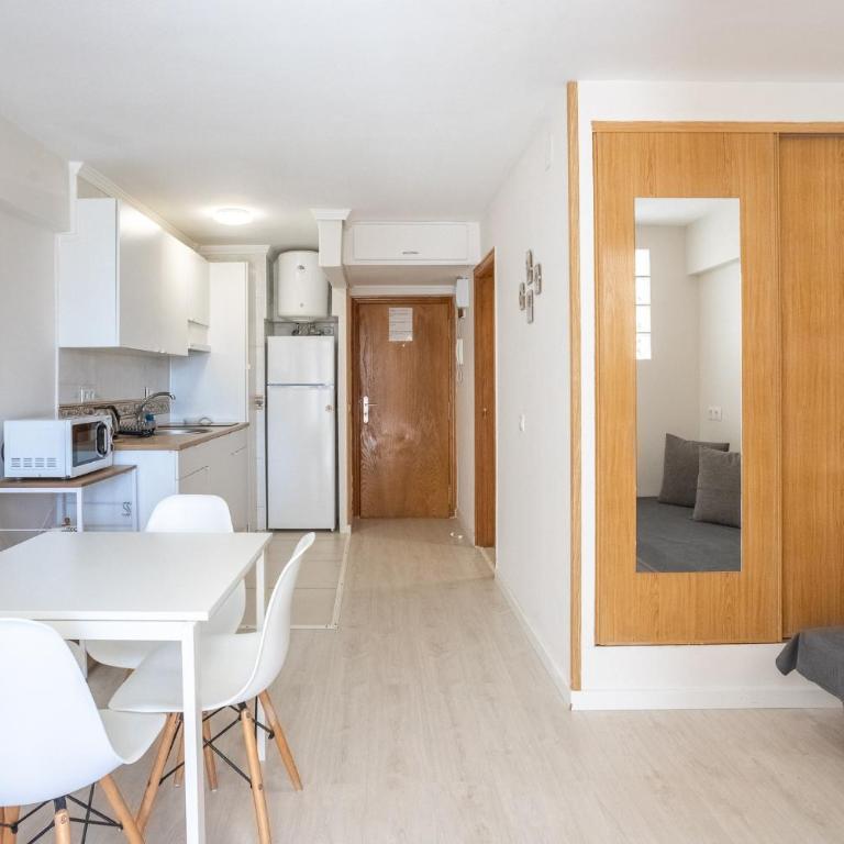 Apartamento Frente al Mar Con Parking - One-Bedroom Apartment - 4