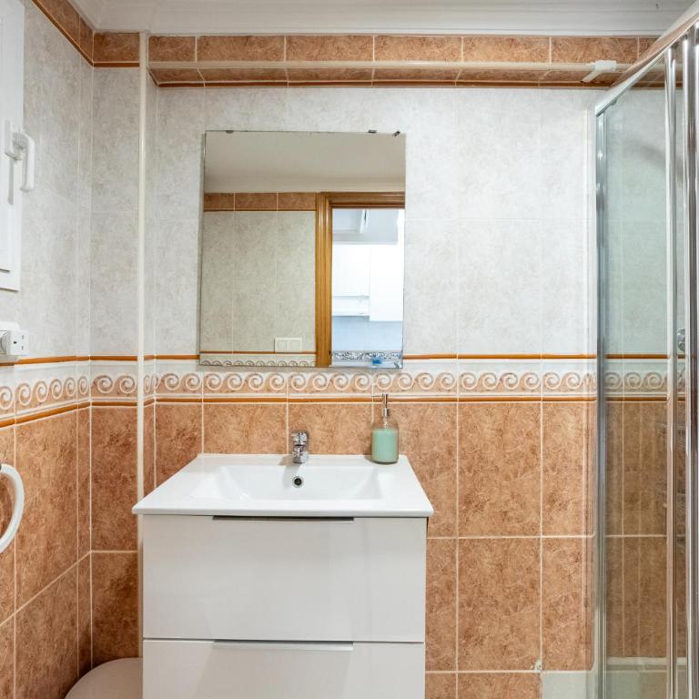 Apartamento Frente al Mar Con Parking - One-Bedroom Apartment - 11