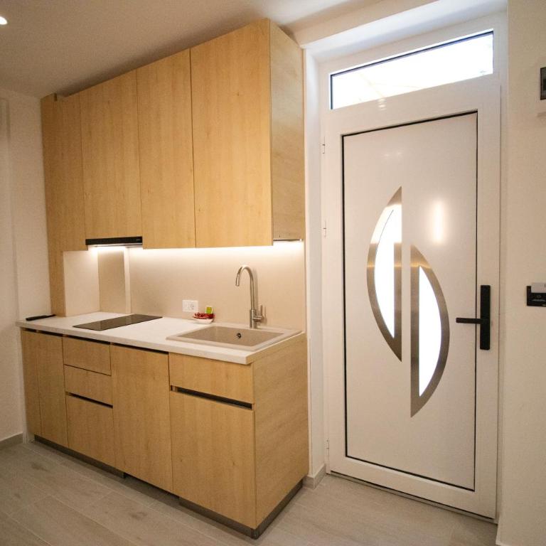 Alpesa Apartments - Standard Studio - 2