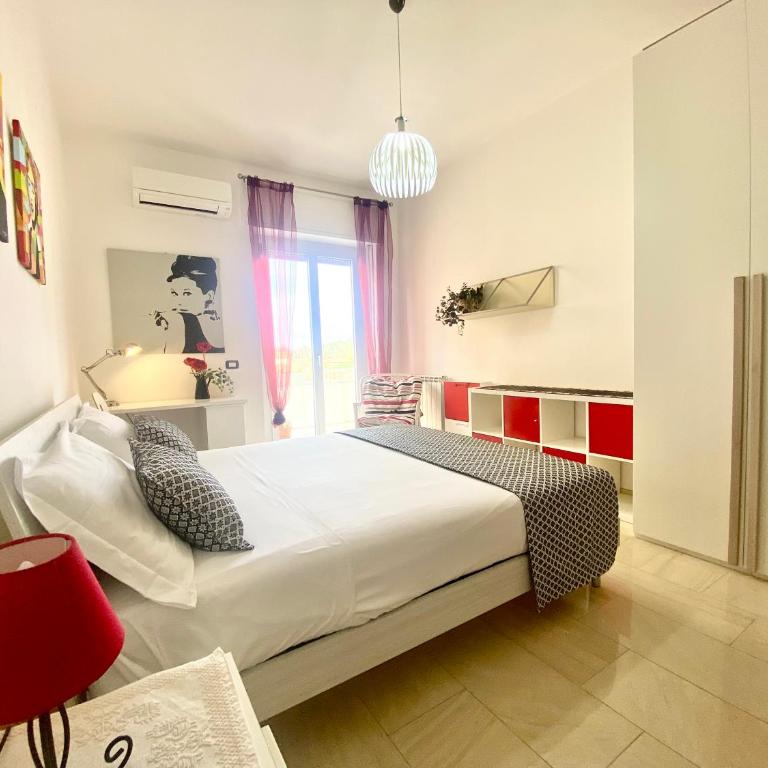 Nonnu Miu Apartment - Free Parking - 10min Car Poetto - Four-Bedroom Apartment with Balcony - 7