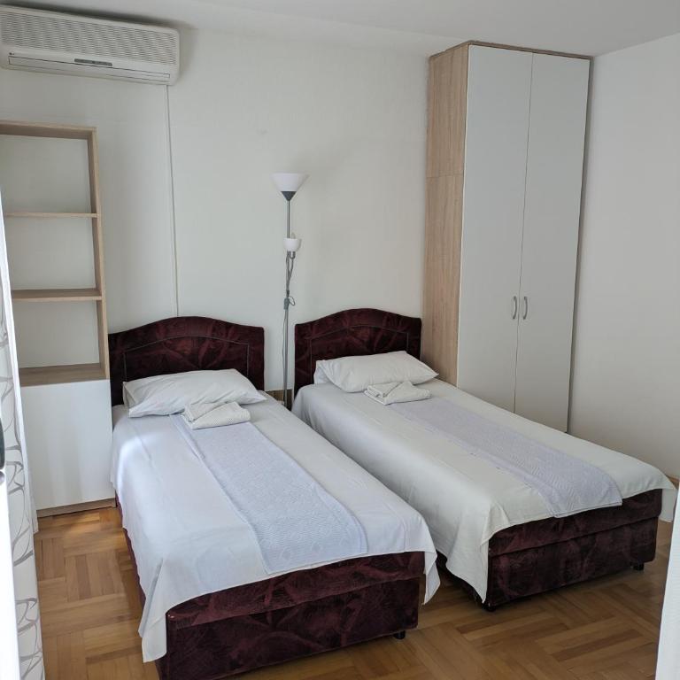 Apartmani Abeona - Dvokrevetna Soba sa Zasebnim Krevetima - 5