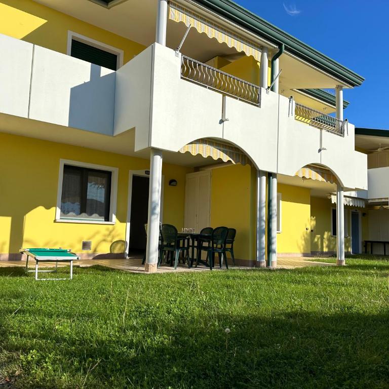 Villaggio Ducale - Appartamento con 2 Camere da Letto e Vista Giardino - 1