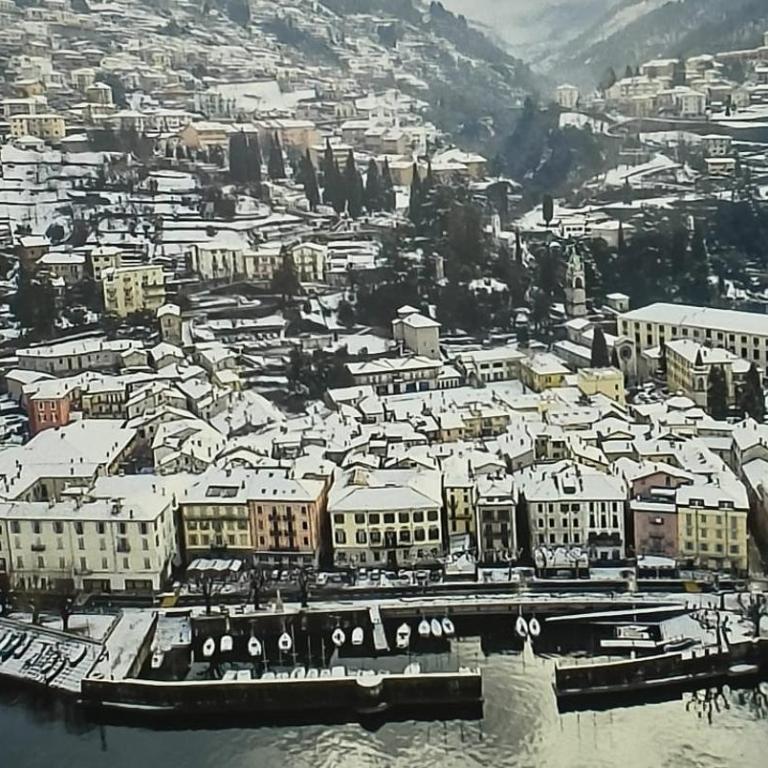 LUCE SUL LAGO - CENTRO STORICO - Lake 3min walking - Appartamento con 1 Camera da Letto - 42