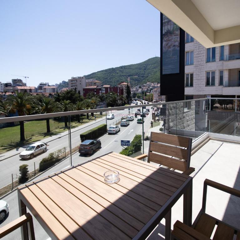Alpesa Apartments - One-Bedroom Apartment - 20