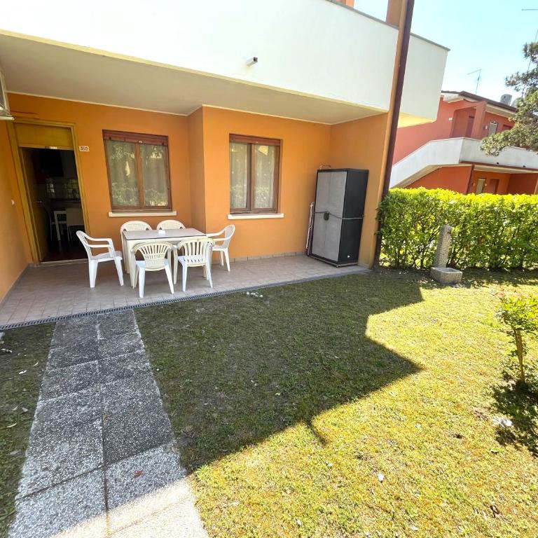 Villaggio Azzurro - Appartamenti - Appartamento - Piano Terra - 2