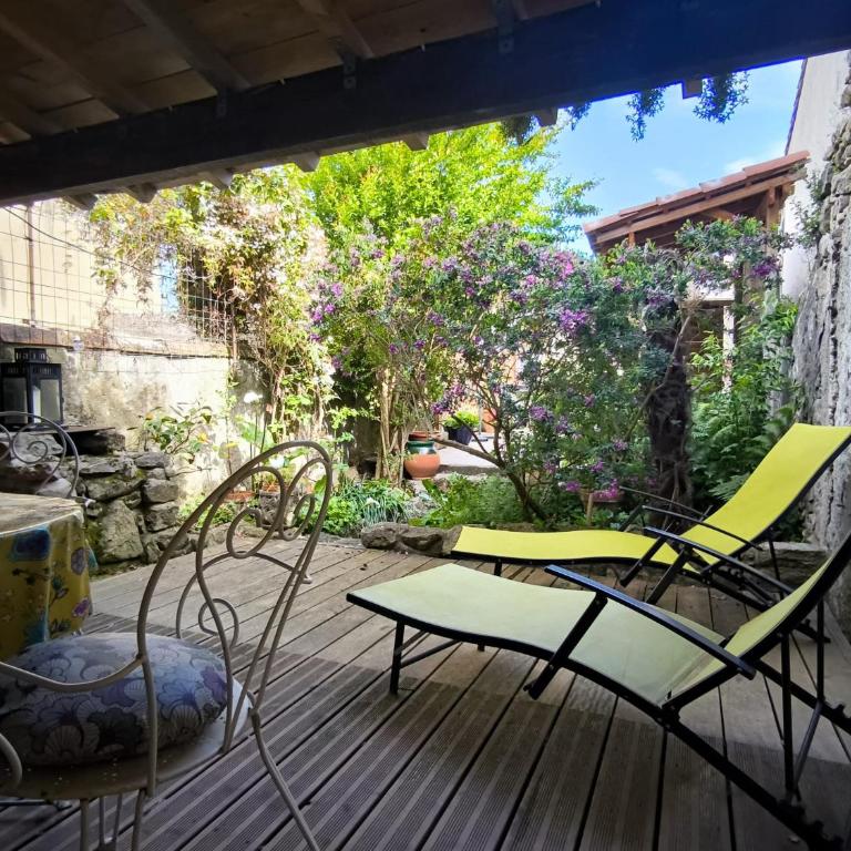 Maison des Remparts nichée sous la Cité - Two-Bedroom House - 31