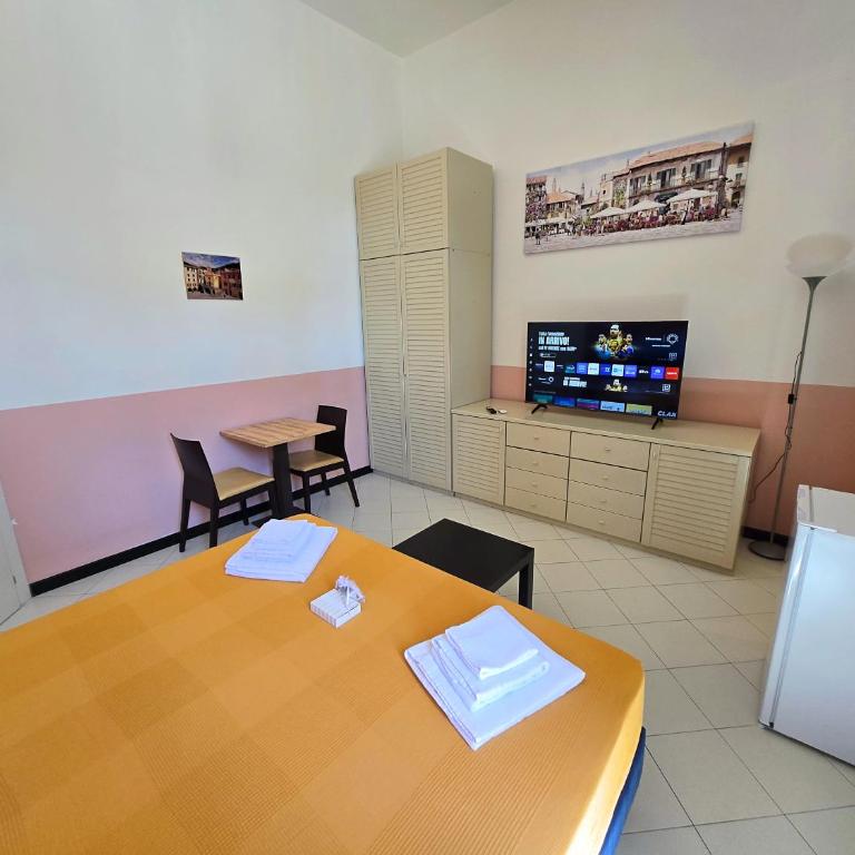 Affittacamere Guest House Happy Holiday - Double Room with Private Bathroom - 1