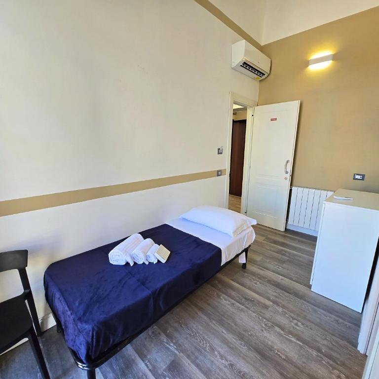 Affittacamere Guest House Happy Holiday - Single Room with Private Bathroom - 1