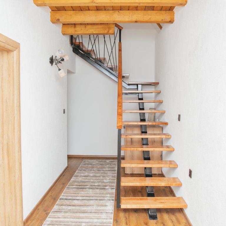 UnaSoul - Three-Bedroom House - 37