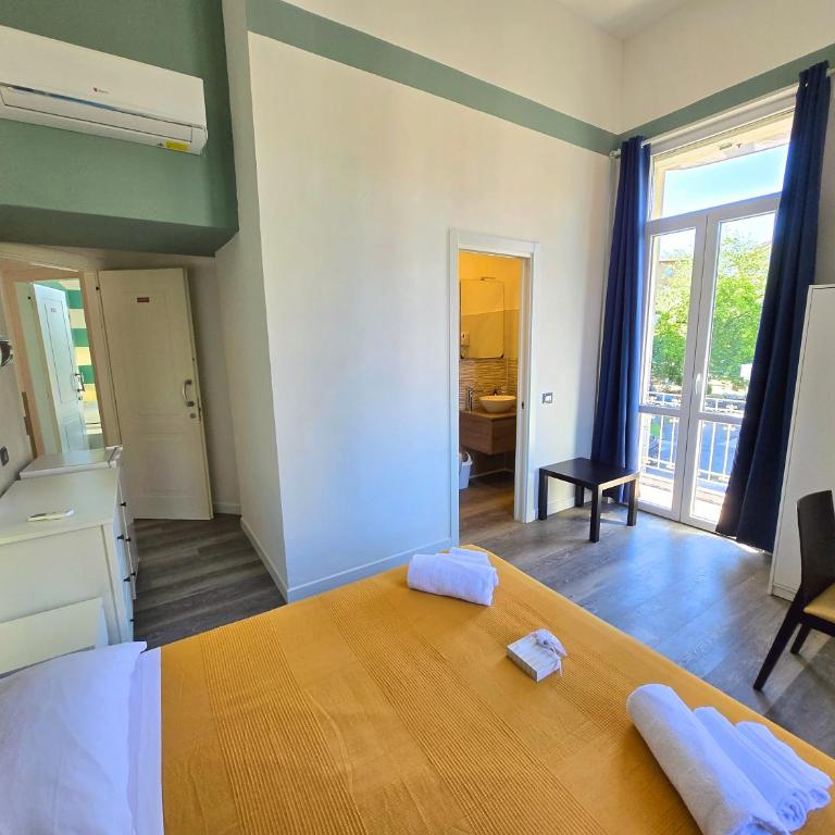 Affittacamere Guest House Happy Holiday - Double Room with Private Bathroom - 4