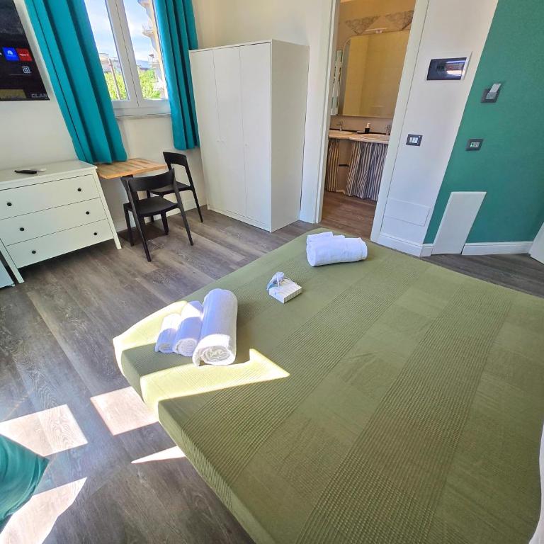 Affittacamere Guest House Happy Holiday - Double Room with Private Bathroom - 10