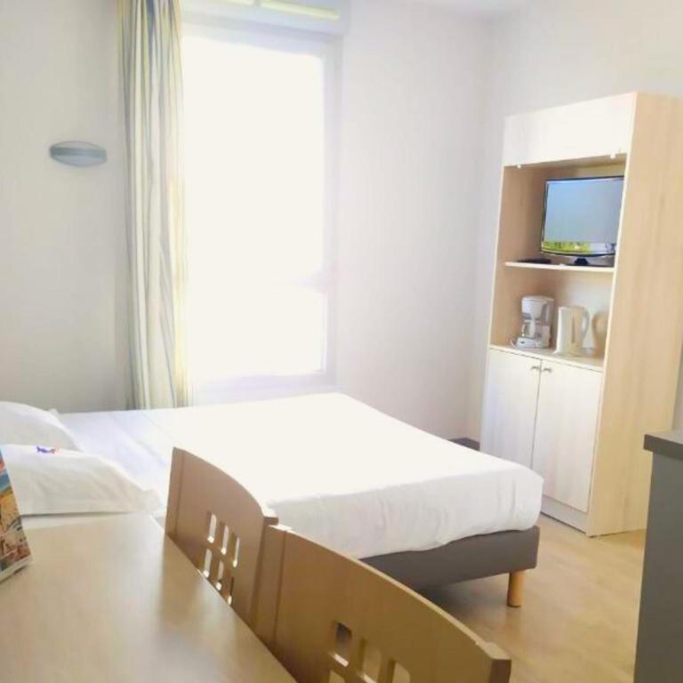 Lagrange Apart'Hotel l’Escale Marine - Studio avec Lit Double - 3
