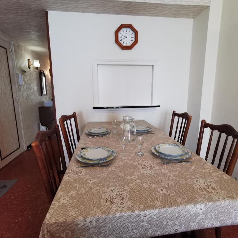 Apartamento frente al mar en Platja d'Aro - ES-209-3 - Apartamento - 2