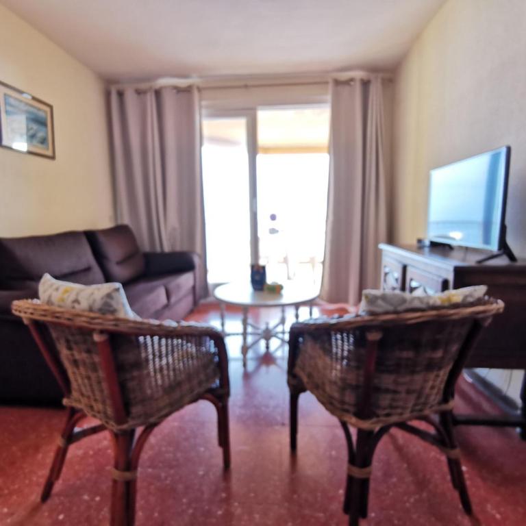 Apartamento frente al mar en Platja d'Aro - ES-209-3 - Apartamento - 3