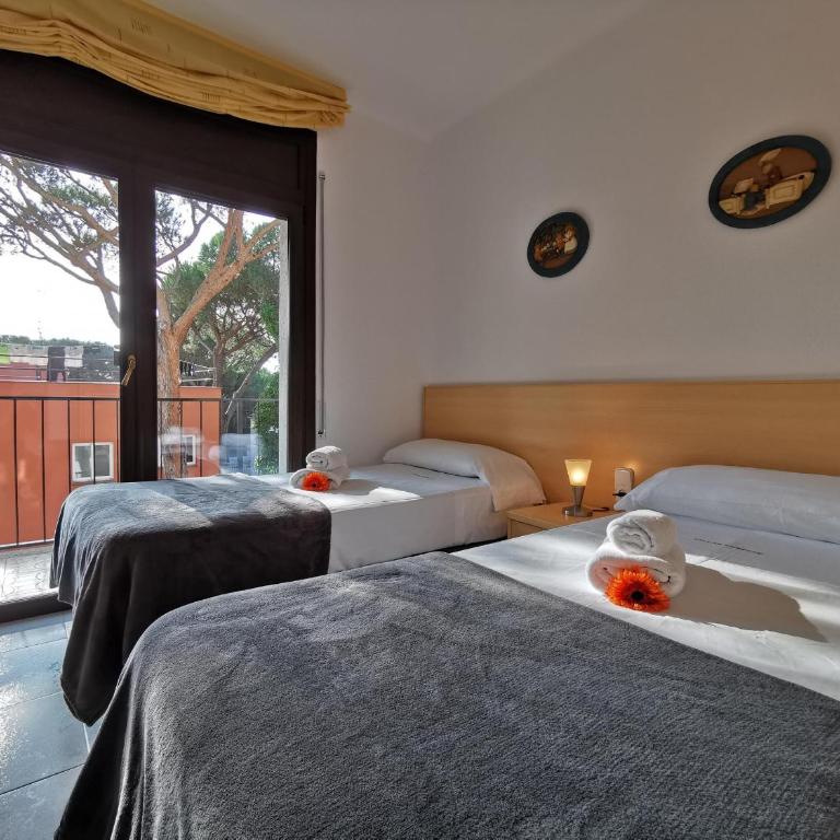Apartamento con WIFI a 5 Minutos de la Playa y Cerca de Tiendas y Restaurantes - ES-209-10 - Apartamento - 11
