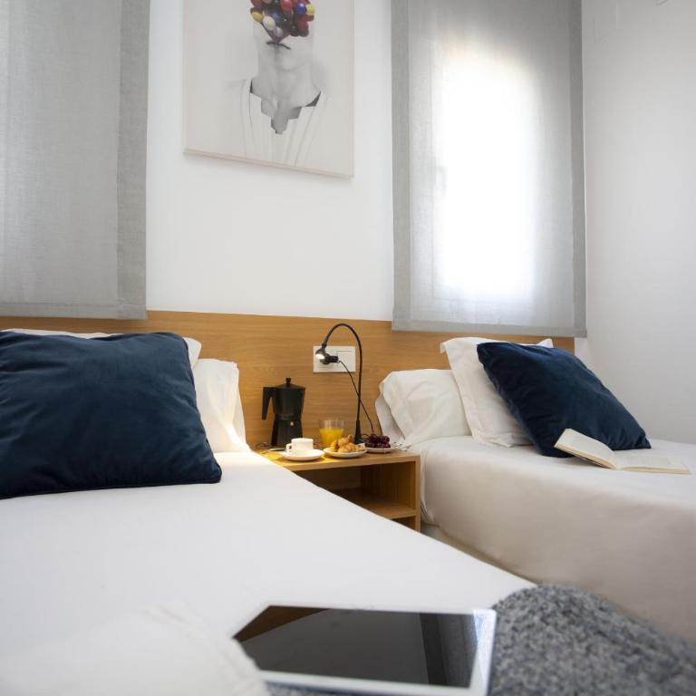 SingularStays Mar44 Terrace - Four-Bedroom Penthouse Apartment - 43
