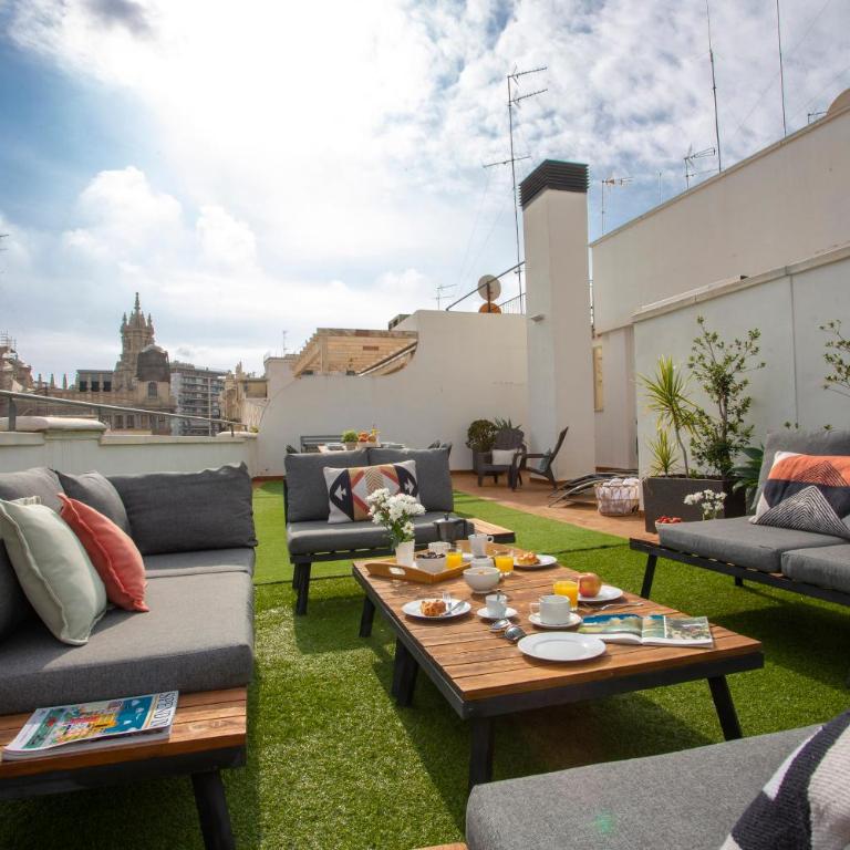 SingularStays Mar44 Terrace - Four-Bedroom Penthouse Apartment - 10