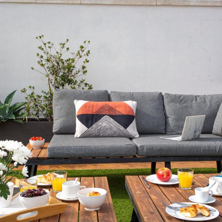 SingularStays Mar44 Terrace - Four-Bedroom Penthouse Apartment - 9