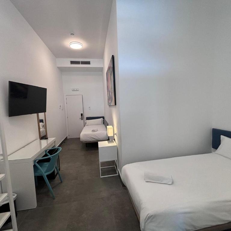 Hotel Kuve Marbella - Habitación Doble Pequeña - 6