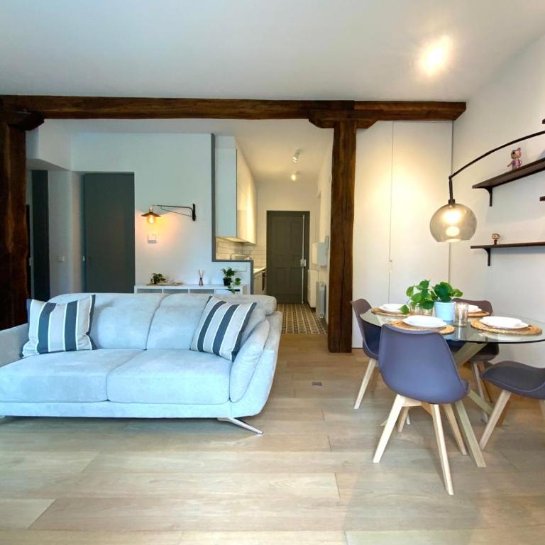 Excellent LOCATION and CHARMING by ALOHA Bilbao - Two-Bedroom Apartment - 7