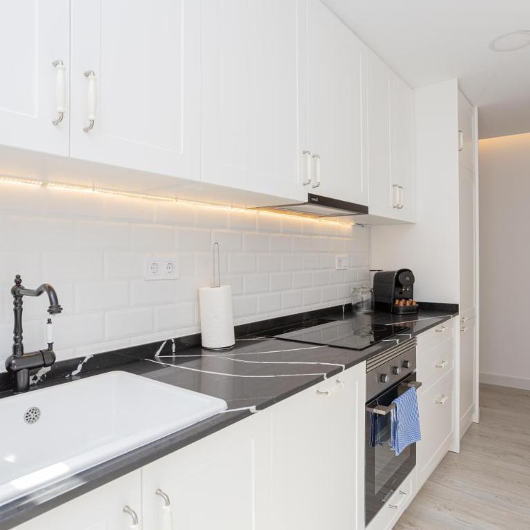 Bright & Stylish Flat In Trendy Grcia - Apartment - 19