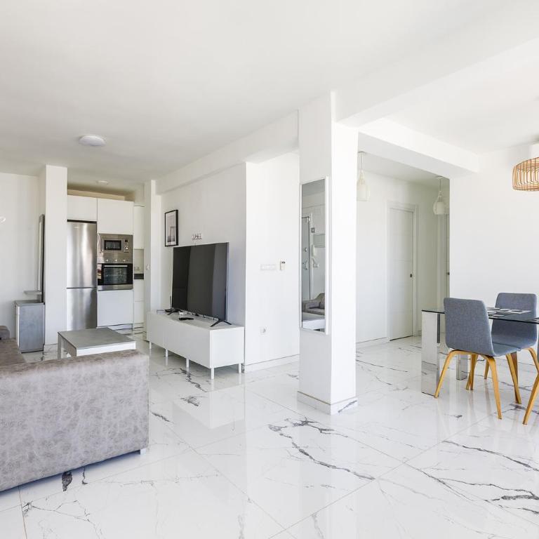 A&N Torre del Mar Skyline Sea View Terrace & Beach - Two-Bedroom Apartment - 19