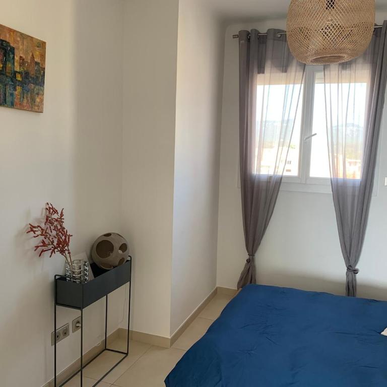 Appartement T3 Centre Vue Mer Garage Conciergerie - Two-Bedroom Apartment with Terrace and Sea View - 11