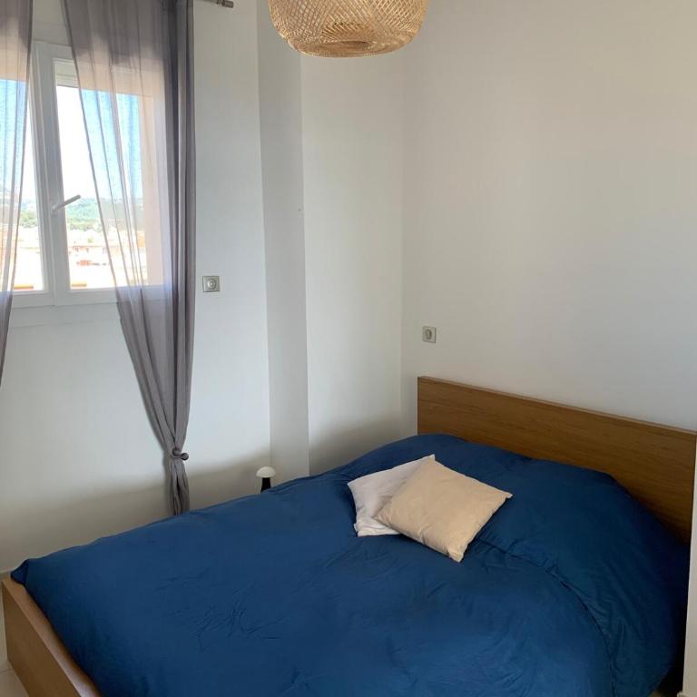 Appartement T3 Centre Vue Mer Garage Conciergerie - Two-Bedroom Apartment with Terrace and Sea View - 12