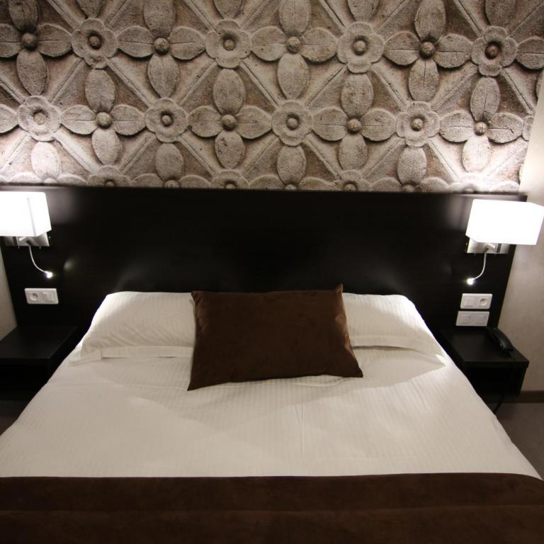 Logis Hôtel - La Chambre d'Amiens - Chambre Triple Classique - 9