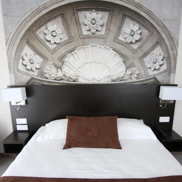 Logis Hôtel - La Chambre d'Amiens - Chambre Triple - Rez-de-Chaussée - 4